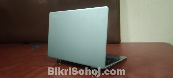 একটি ভালো মানের ল্যাপটপ বিক্রয় করা হবে